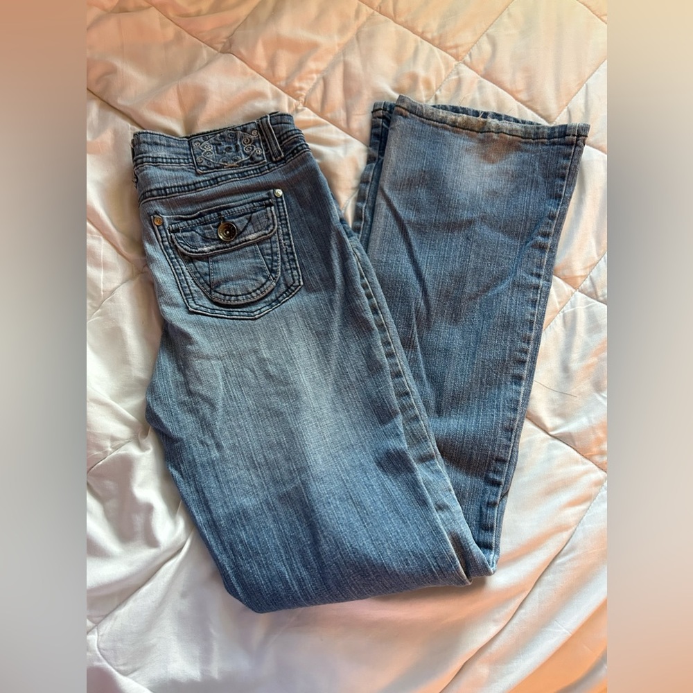 L.e.i Low rise Flared jeans